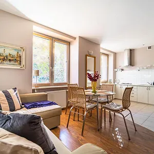  Apartament Grenadierow Praga